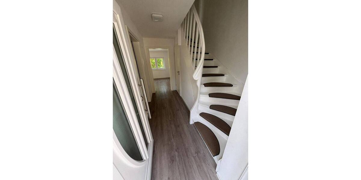 Doppelhaushälfte Kiel Elmschenhagen-Süd - 6 Zimmer, 122 m&sup2;, 495.000&euro; | Angebot:26568903