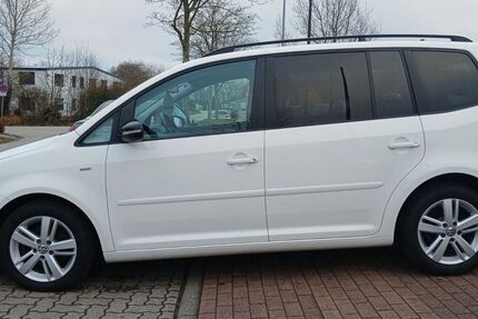 VW Touran 98.800 km 9.599 &euro; Gettorf 24214