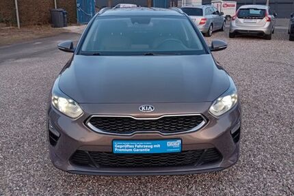 Kia ceed Sportswagon 79.000 km 14.369 &euro; Kiel 24146