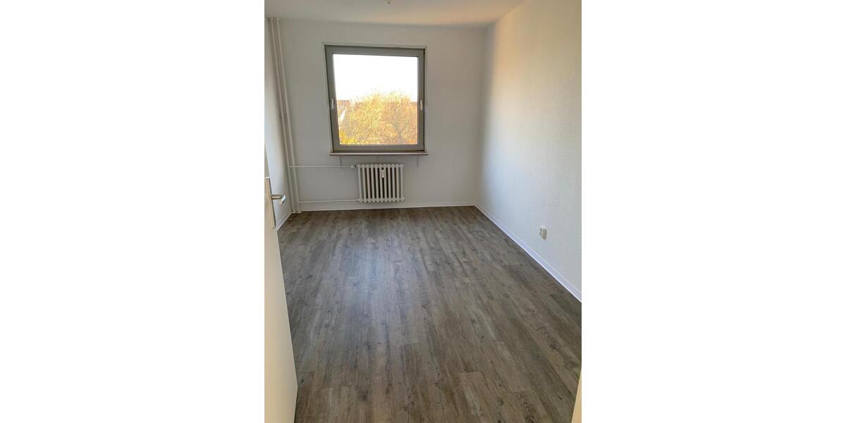 Etagenwohnung Kiel Schreventeich - 3 Zimmer, 82 m&sup2;, 1.168&euro; | Angebot:26663496