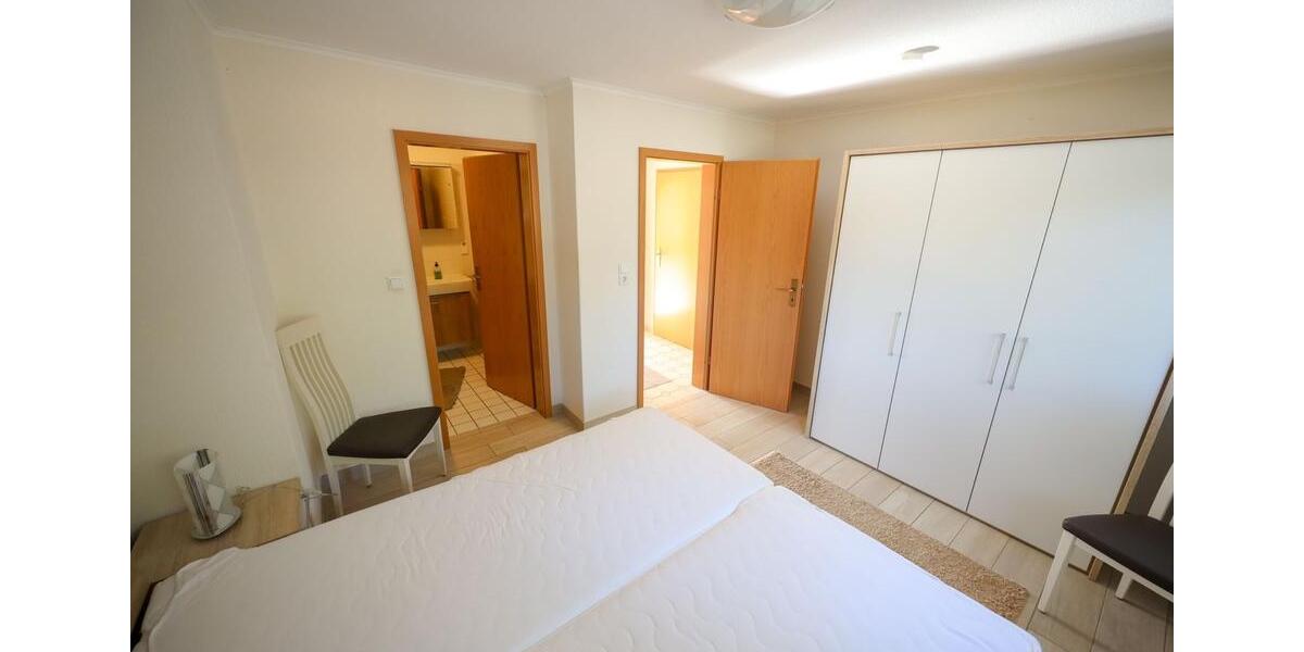 Etagenwohnung Lütjenburg - 3 Zimmer, 80 m&sup2;, 1.200&euro; | Angebot:24418114