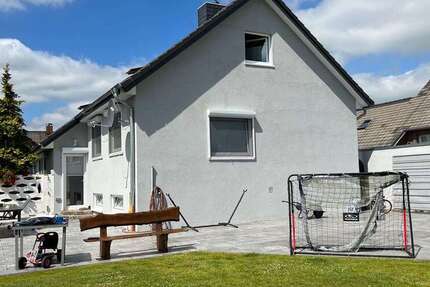 Haus zum Kaufen in Neumünster 419.000 € 165 m² 6 zimmer