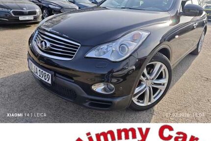 INFINITI QX50 201.000 km 8.999 &euro; Kiel-Moorsee 24145