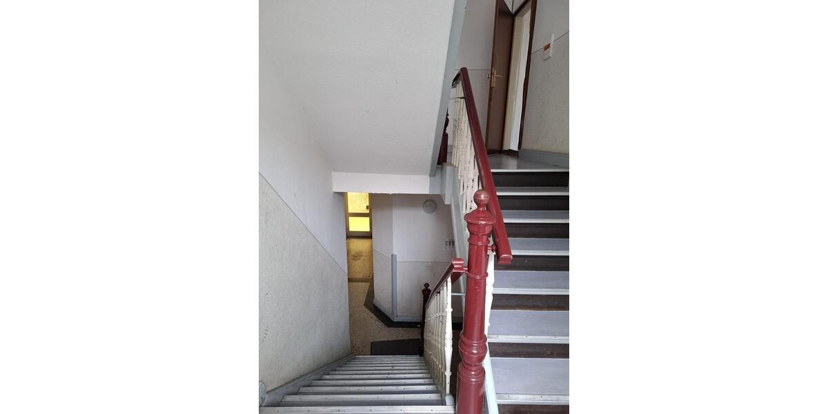 Etagenwohnung Kiel Gaarden-Ost - 2.5 Zimmer, 50 m&sup2;, 140.000&euro; | Angebot:27243539