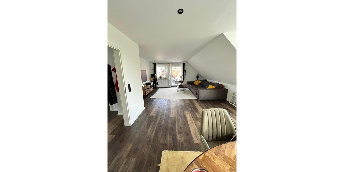 Dachgeschoßwohnung Schwentinental Klausdorf - 4 Zimmer, 115 m&sup2;, 1.700&euro; | Angebot:26664991