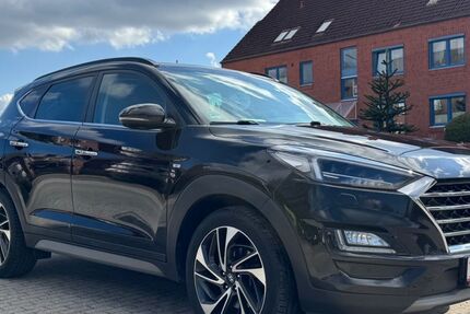 Hyundai TUCSON 65.000 km 21.799 &euro; Kiel OT Suchsdorf 24107