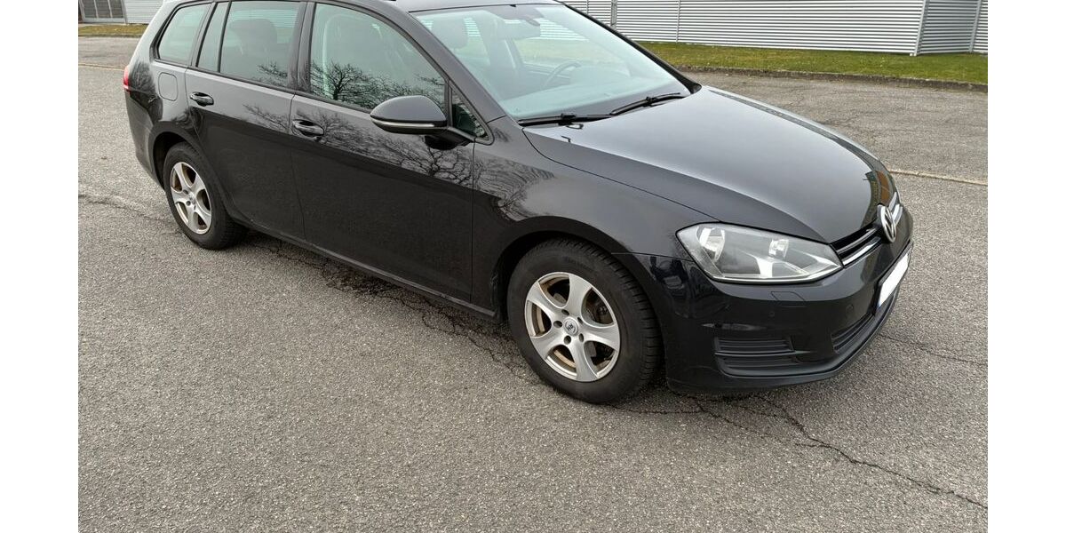 VW Golf 313.693 km 4.350 &euro; Kiel 24116