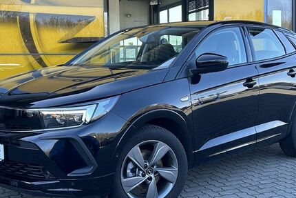 Opel Grandland (X) 8.429 km 24.990 &euro; Nortorf 24589