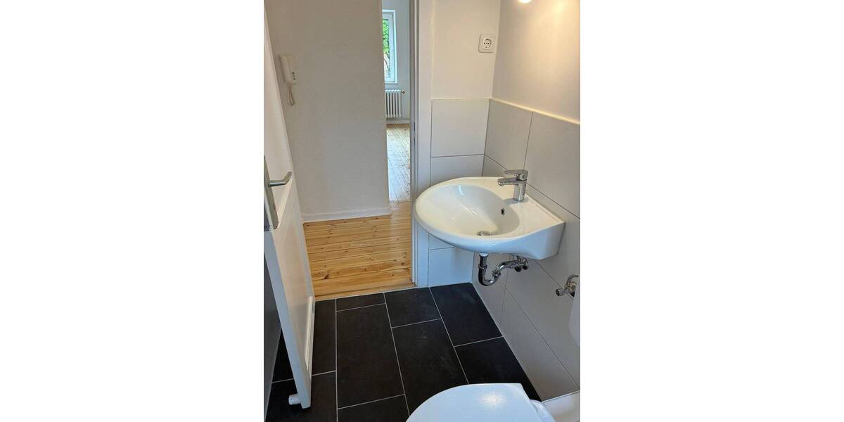 Etagenwohnung Kiel Neumühlen-Dietrichsdorf - 3 Zimmer, 56 m&sup2;, 589&euro; | Angebot:26826661