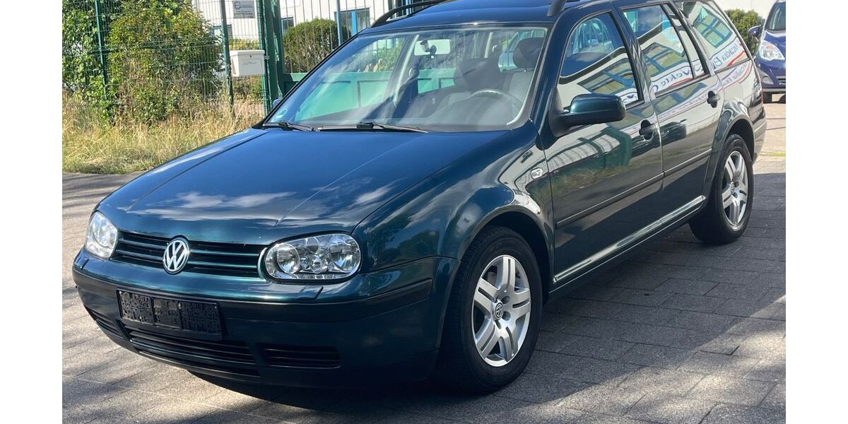 VW Golf 148.000 km 3.290 &euro; Kiel 24145