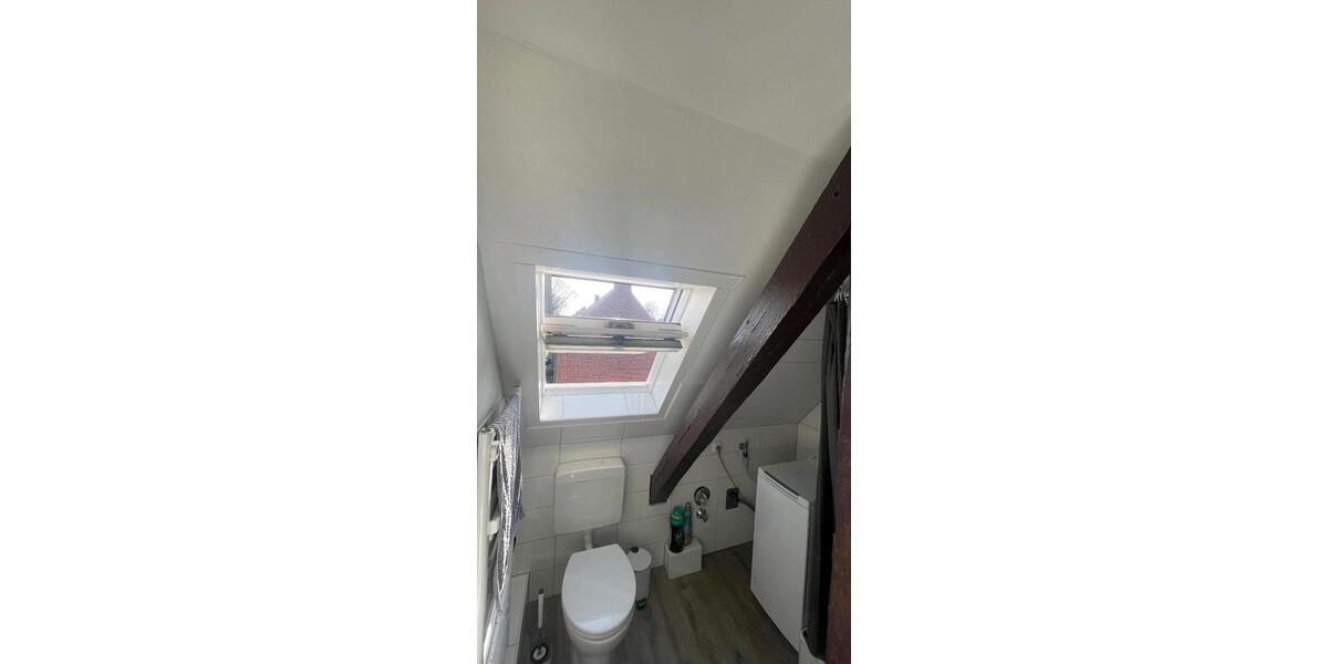 Dachgeschoßwohnung Kiel Friedrichsort - 3.5 Zimmer, 72 m&sup2;, 620&euro; | Angebot:26546957