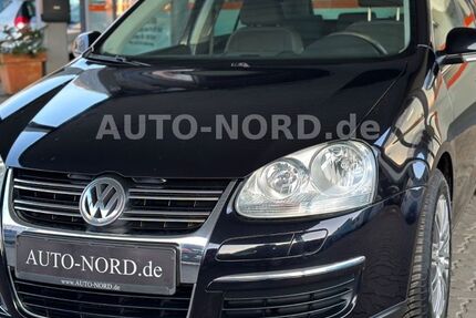 VW Golf 218.000 km 3.990 &euro; Neumünster 24534