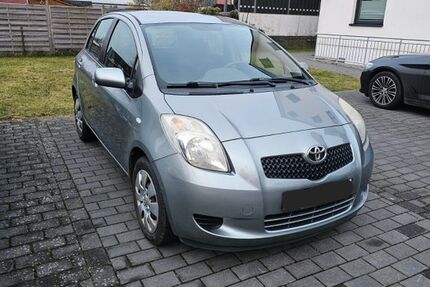 Toyota Yaris 201.951 km 2.290 &euro; Neumünster 24536