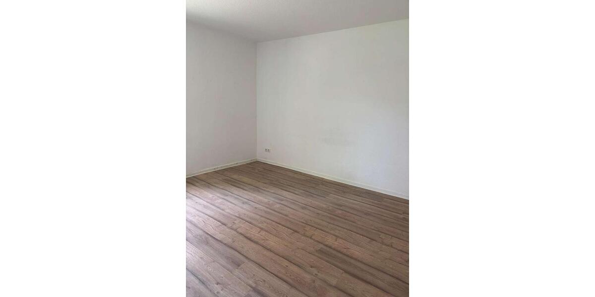 Etagenwohnung Plön - 3 Zimmer, 60 m&sup2;, 505&euro; | Angebot:26394882