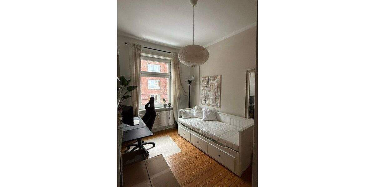 Etagenwohnung Kiel Südfriedhof - 4 Zimmer, 82 m&sup2;, 1.239&euro; | Angebot:25631572