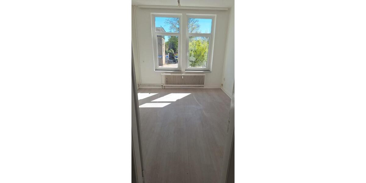 Etagenwohnung Neumünster - 4 Zimmer, 102 m&sup2;, 1.020&euro; | Angebot:26546962