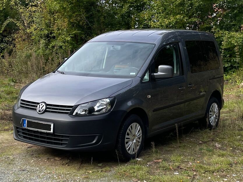 VW Caddy 137.000 km 8.499 € Neumünster 24537