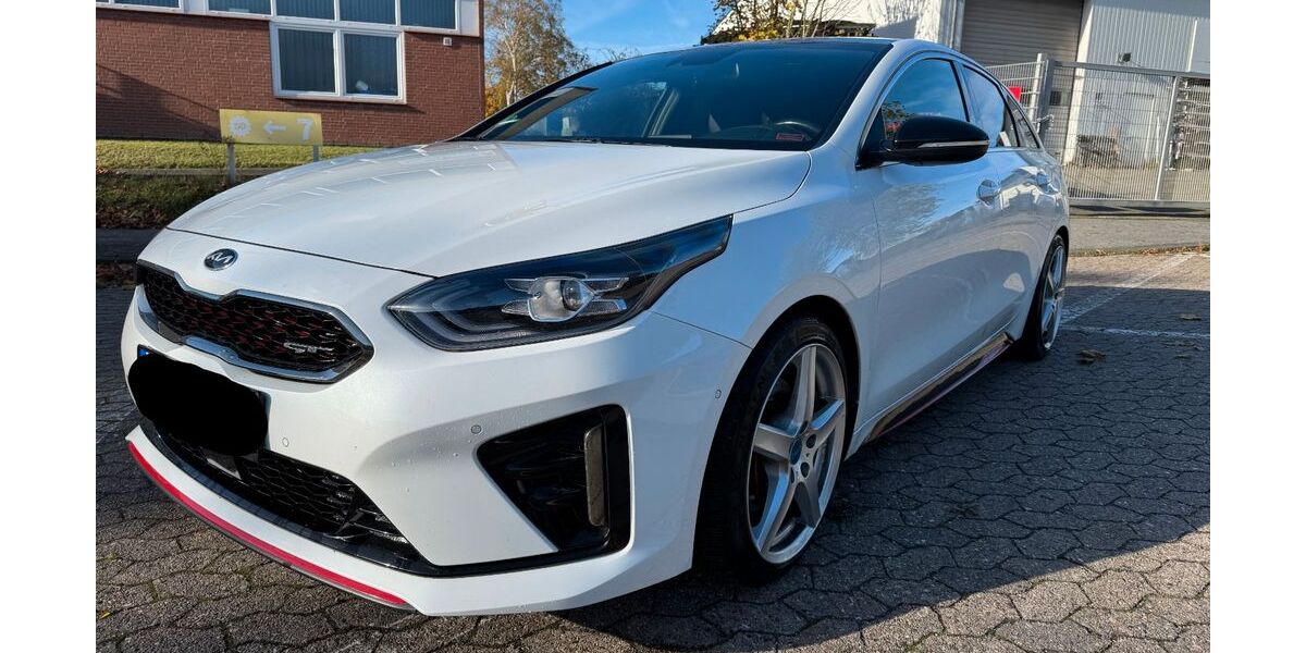 Kia pro ceed / ProCeed 98.000 km 22.950 &euro; Kiel 24106