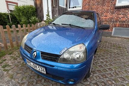 Renault Clio 211.465 km 999 &euro; Neumünster 24534