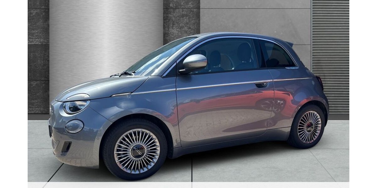 Fiat 500e 17.500 km 20.990 &euro; Neumünster 24536