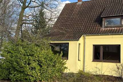 Haus zum Kaufen in Neumünster 198.000 € 156 m² 7 zimmer