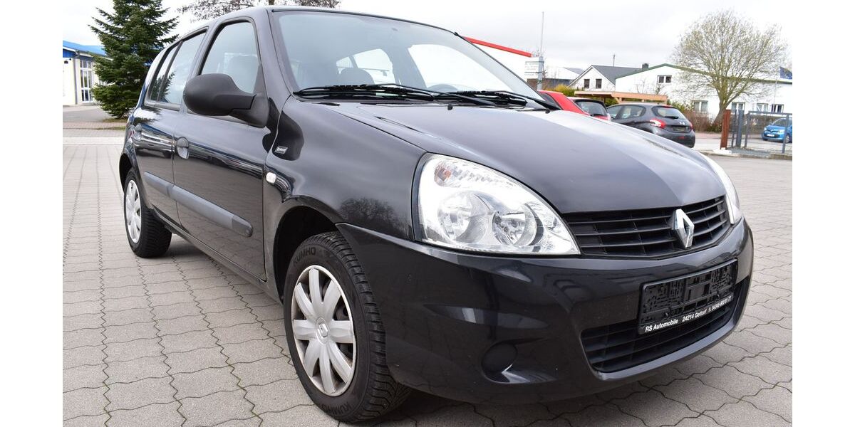 Renault Clio 160.000 km 2.590 &euro; Gettorf 24214