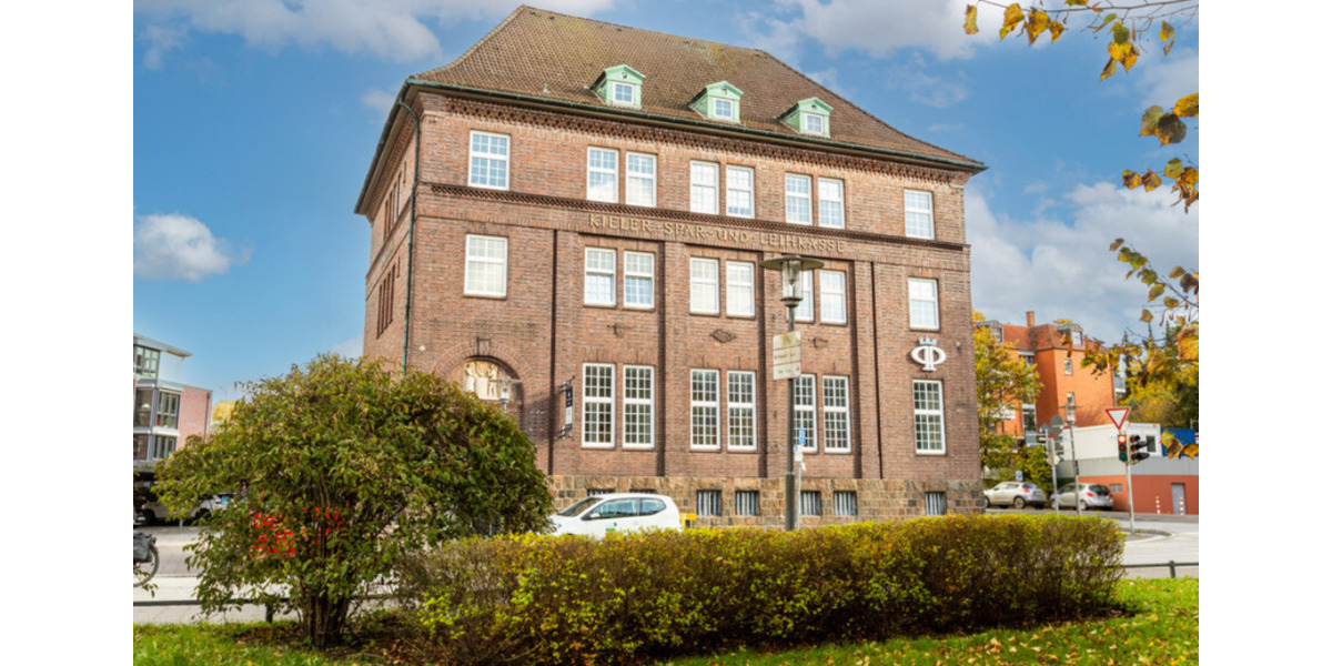 Etagenwohnung Kiel Ellerbek - 7 Zimmer, 220 m&sup2;, 2.750&euro; | Angebot:25328452