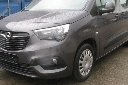 Opel Combo 132.620 km 9.690 &euro; Kiel 24146