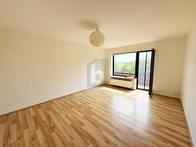 CITYPERLE MIT BLICK INS GRÜNE - Etagenwohnung Neumünster | Angebot:27359500