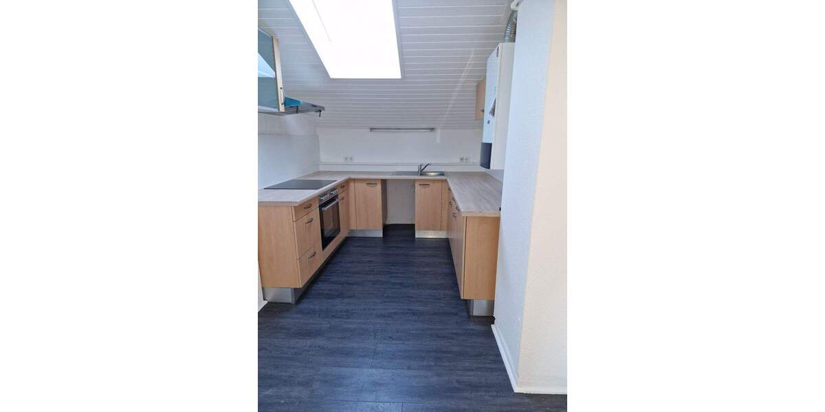 Etagenwohnung Büdelsdorf - 3 Zimmer, 110 m&sup2;, 639&euro; | Angebot:25700043