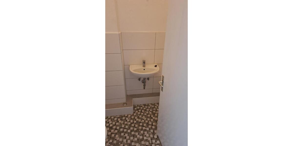 Etagenwohnung Neumünster - 4 Zimmer, 102 m&sup2;, 1.020&euro; | Angebot:26546962