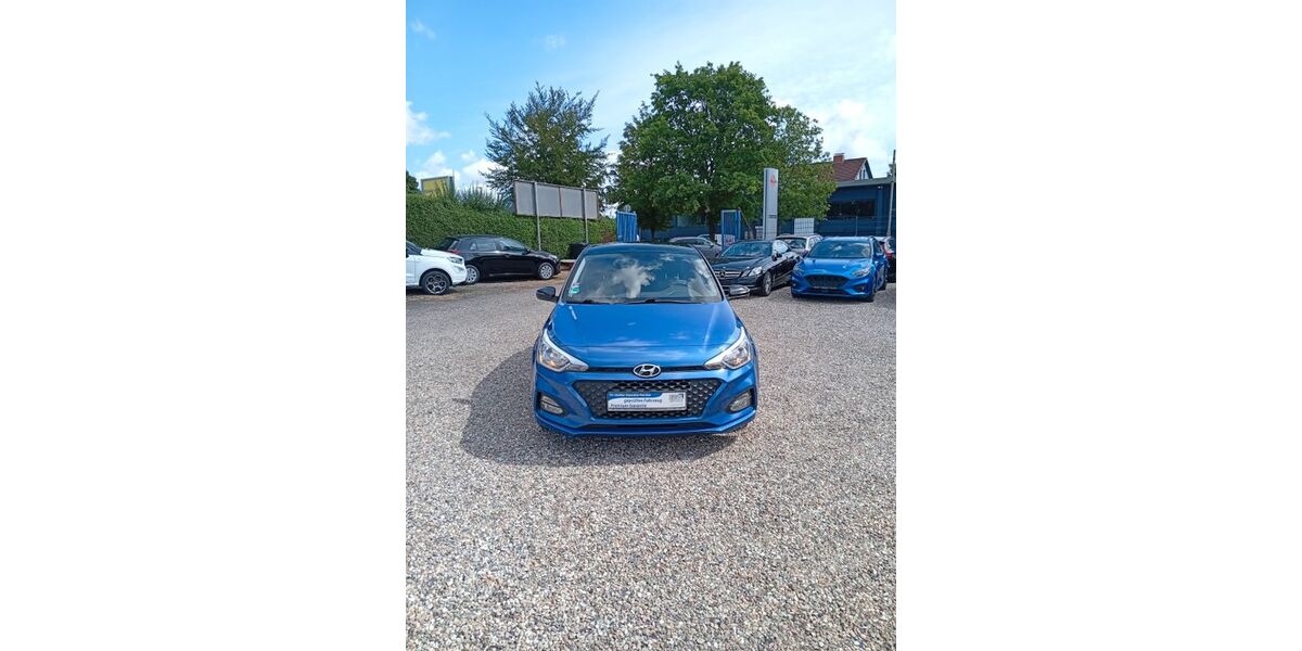 Hyundai i20 117.000 km 7.969 &euro; Kiel 24146