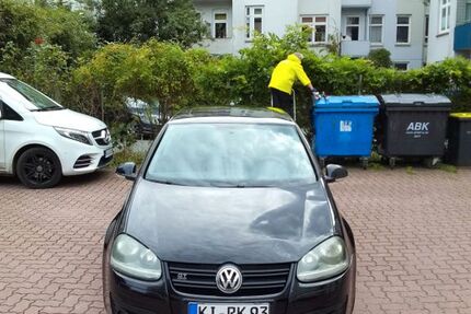 VW Golf 234.000 km 4.499 &euro; Kiel 24116