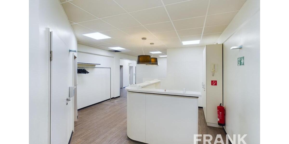 Praxisfläche in Kiel-Gaarden, 1. OG, Aufzug vorhanden zimmer