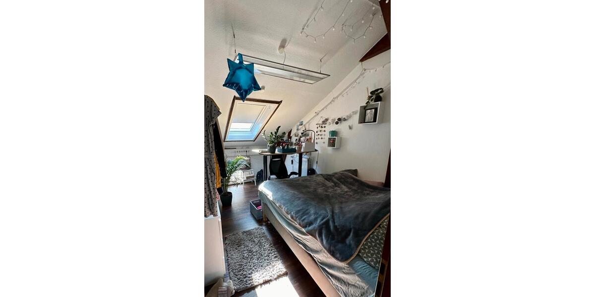 Dachgeschoßwohnung Kiel Friedrichsort - 4 Zimmer, 92 m&sup2;, 1.164&euro; | Angebot:26183333