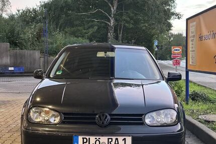 VW Golf 109.000 km 3.299 &euro; Mönkeberg 24248