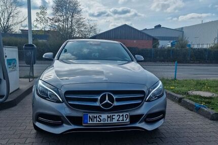 Mercedes 220