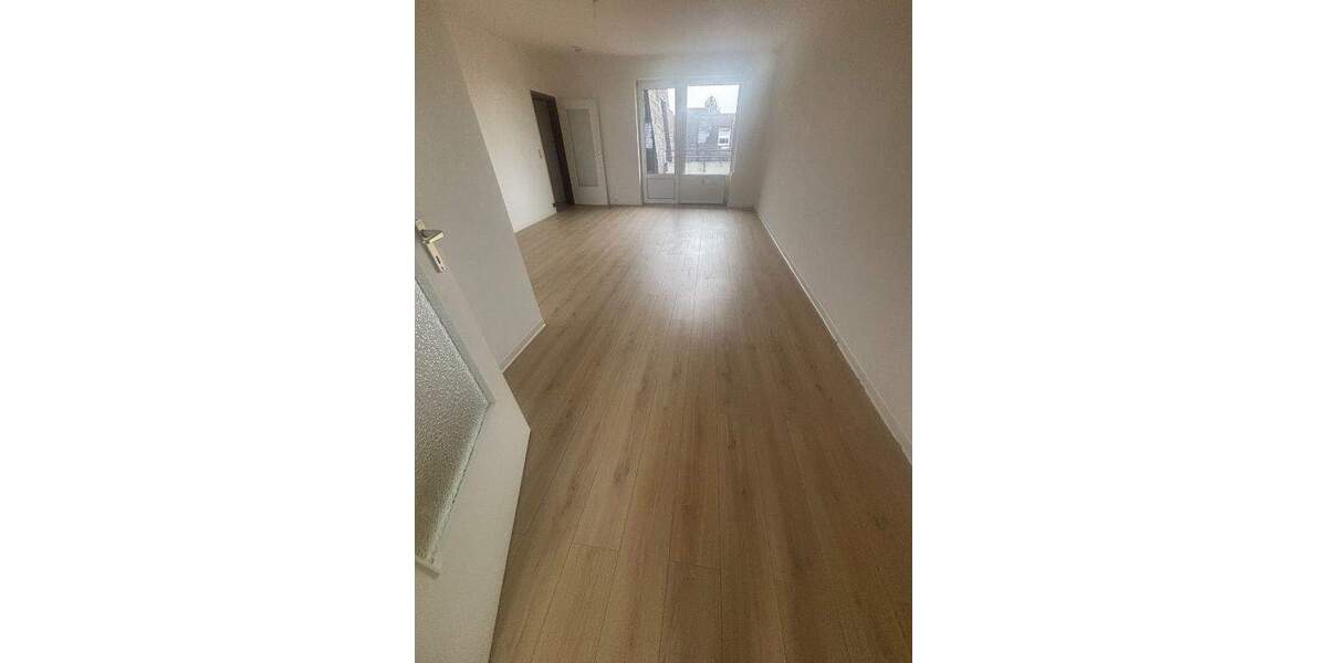 Etagenwohnung Neumünster Innenstadt - 2 Zimmer, 64 m&sup2;, 510&euro; | Angebot:25815463