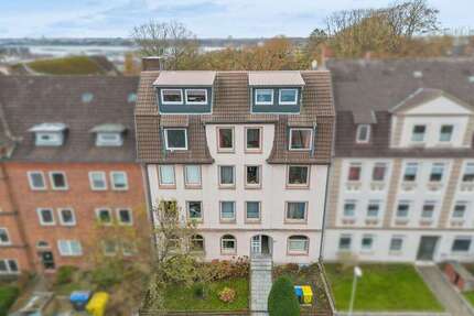 Haus Kiel Neumühlen-Dietrichsdorf - 15 Zimmer, 428 m&sup2;, 850.000&euro; | Angebot:26608805
