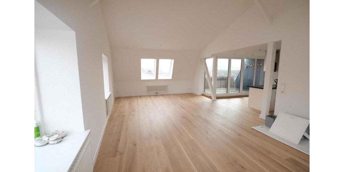 Dachgeschoßwohnung Eckernförde - 3 Zimmer, 117 m&sup2;, 1.750&euro; | Angebot:25921077