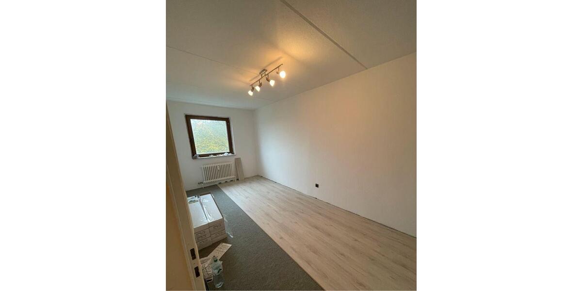 Etagenwohnung Altenholz - 3 Zimmer, 88 m&sup2;, 275.000&euro; | Angebot:25308476