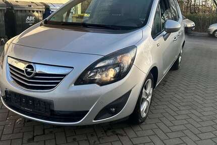 Opel Meriva 152.000 km 3.499 &euro; Kiel 24107