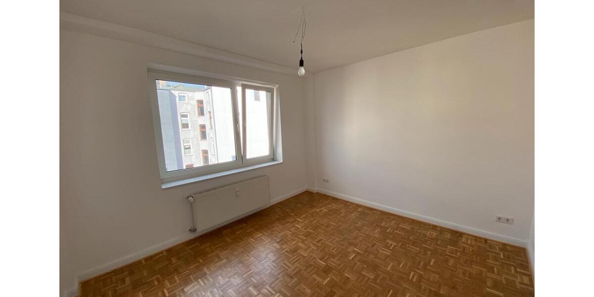 Etagenwohnung Kronshagen - 3 Zimmer, 86 m&sup2;, 999&euro; | Angebot:26598203