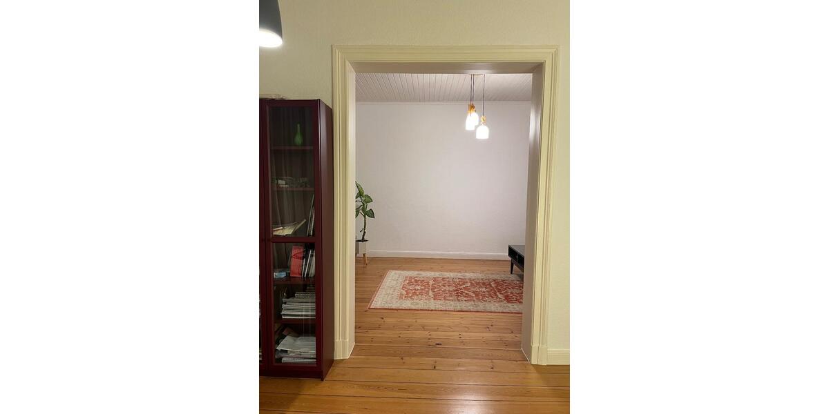 Charmante Altbauwohnung zentral in Kiel 4 zimmer