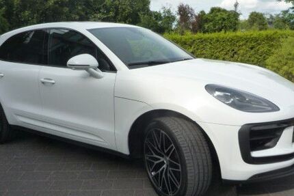 Porsche Macan 9.999 km 89.700 € Bad Malente 23714