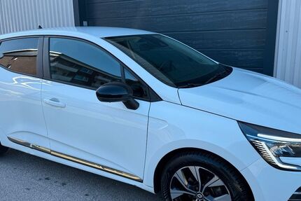 Renault Clio 24.666 km 12.650 &euro; Neumünster 24536