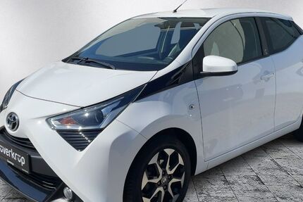 Toyota Aygo (X) 22.150 km 13.990 &euro; Kiel 24118