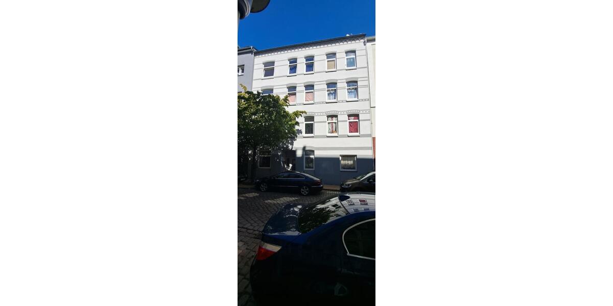 Etagenwohnung Kiel Gaarden-Ost - 2 Zimmer, 28 m&sup2;, 250&euro; | Angebot:25447557