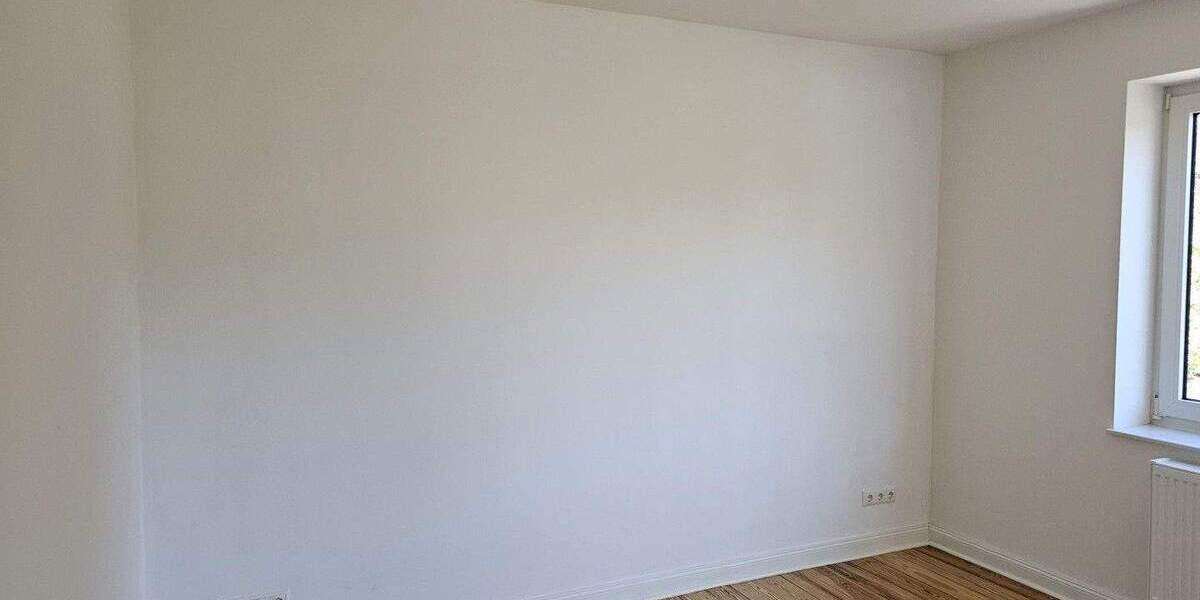 schöne, modernisierte 3 Zimmer Altbauwohnung mit Balkon 3 zimmer