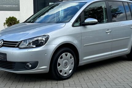 VW Touran 129.706 km 10.980 &euro; Neumünster 24536